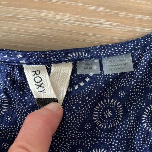 Roxy Patterned Print Sleeveless Racer Back MIDI Dress Blue Size Small - Picture 7 of 12